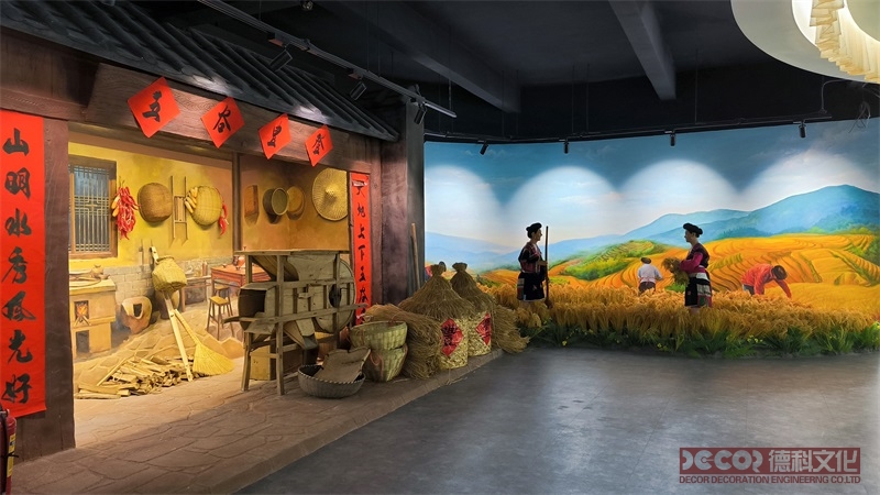 VR展館設(shè)計(jì)中如何展示科學(xué)與技術(shù)的創(chuàng)新成果？